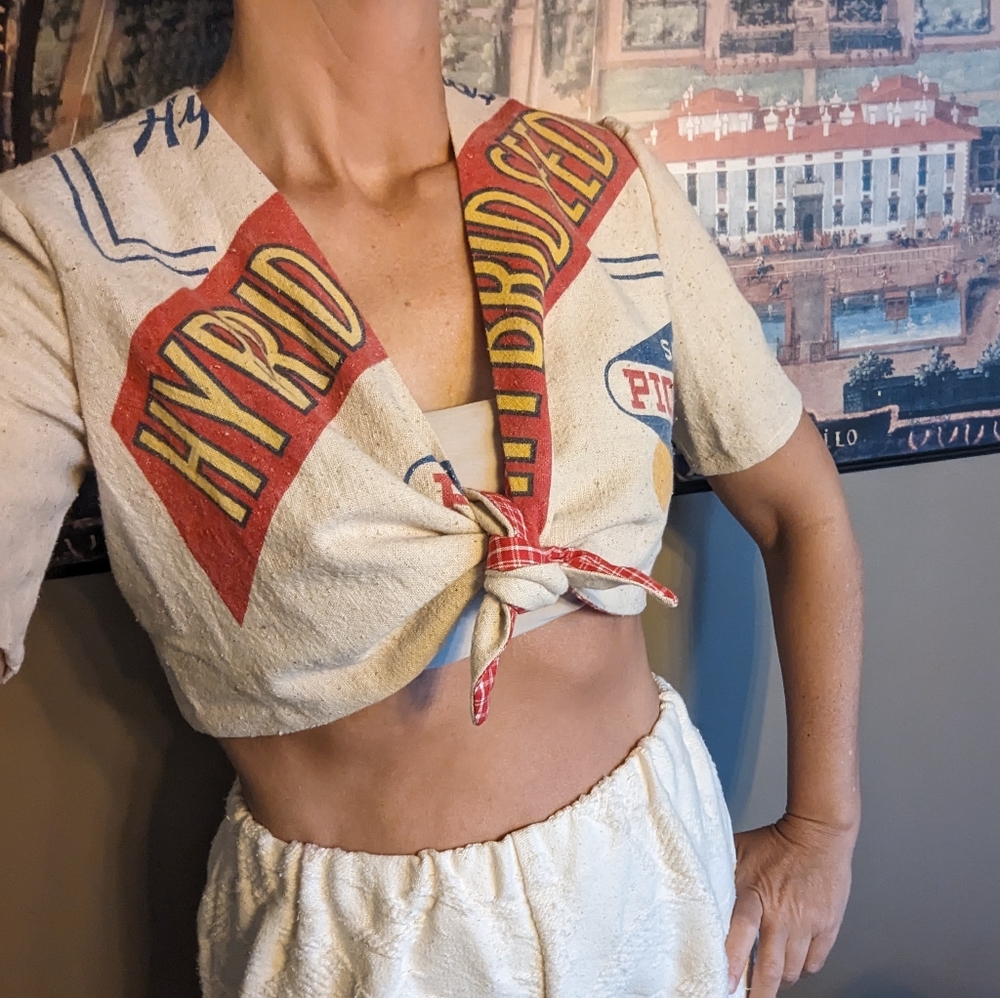 Vintage Feedsack Cropped Tie-Front Top S - image 3